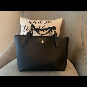 Gently used Tory Burch all black bag